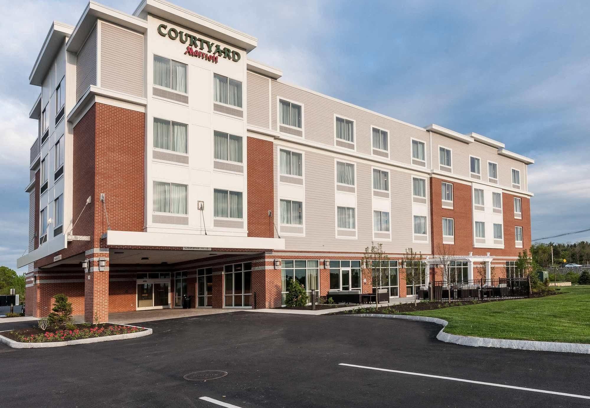 Courtyard By Marriott Boston Littleton Hotel Bagian luar foto