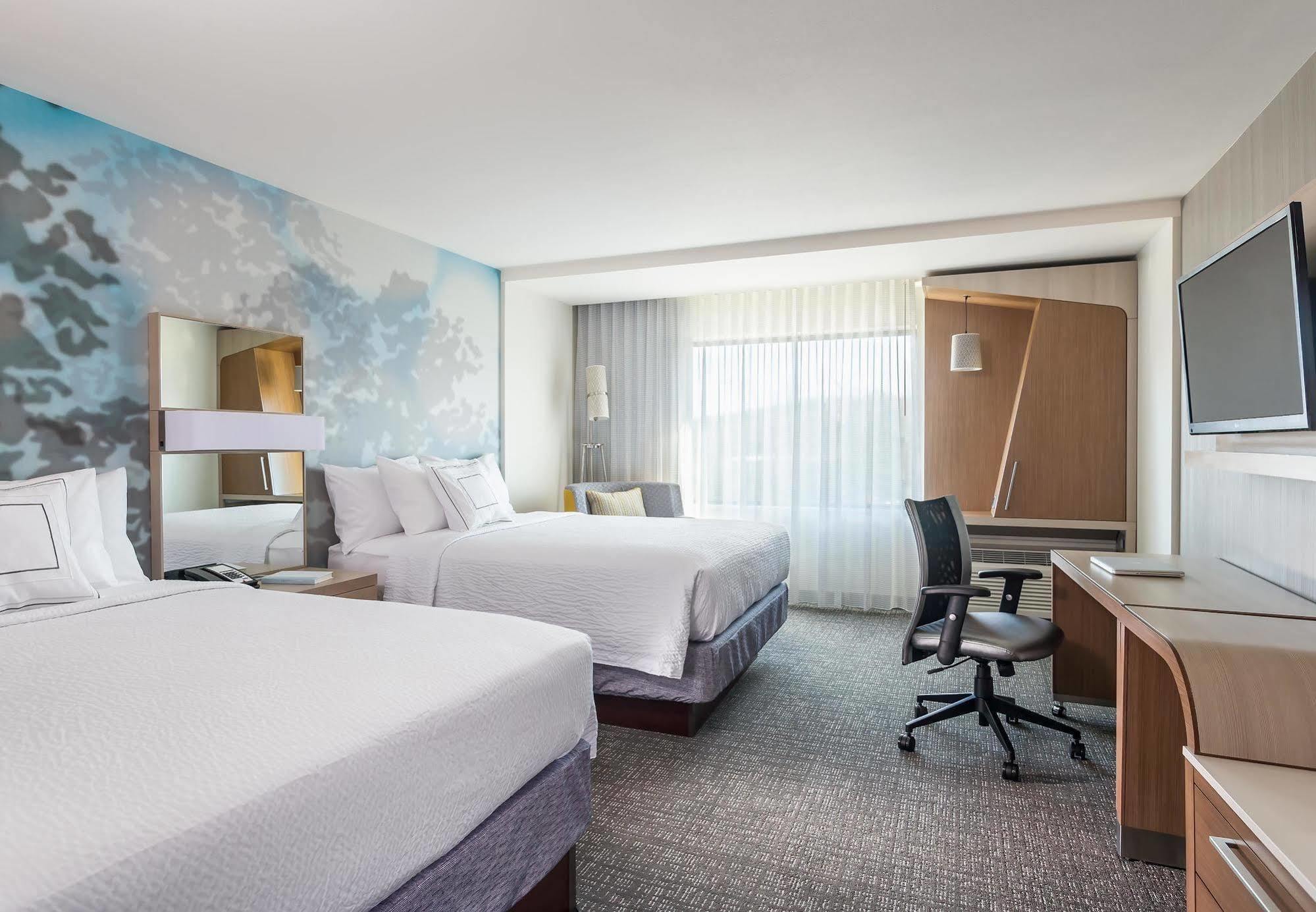 Courtyard By Marriott Boston Littleton Hotel Bagian luar foto